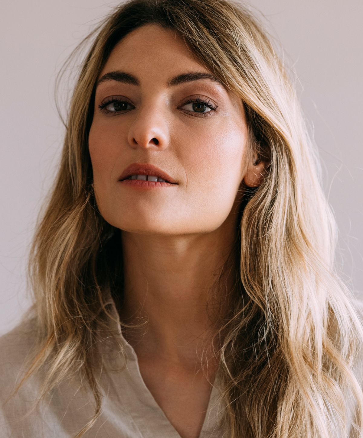 cleveland laser skin tightening model with blonde hair